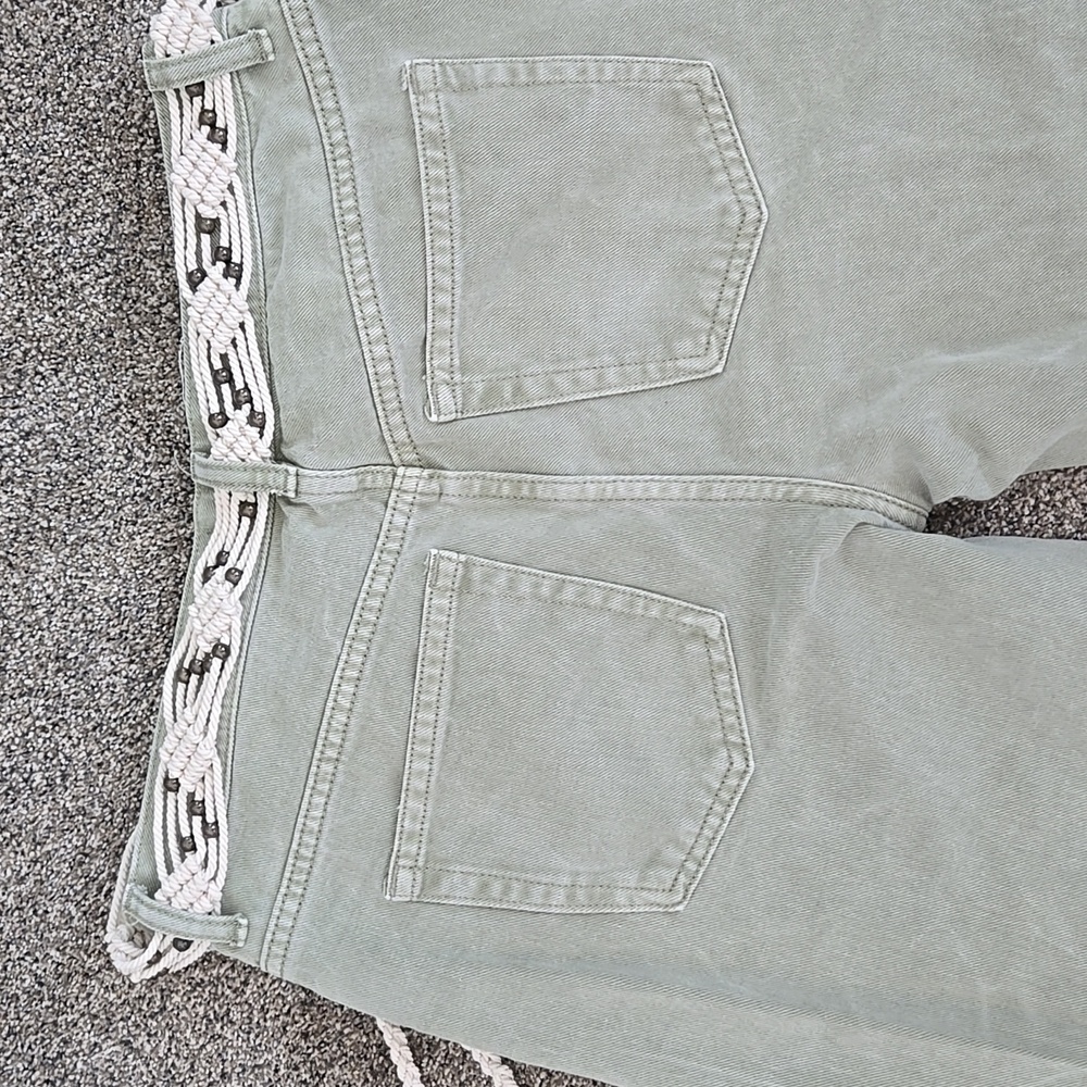 Women's Green Jean Ankle Length Pants Size 29 We The Free Brand With Belt - Picture 8 of 16